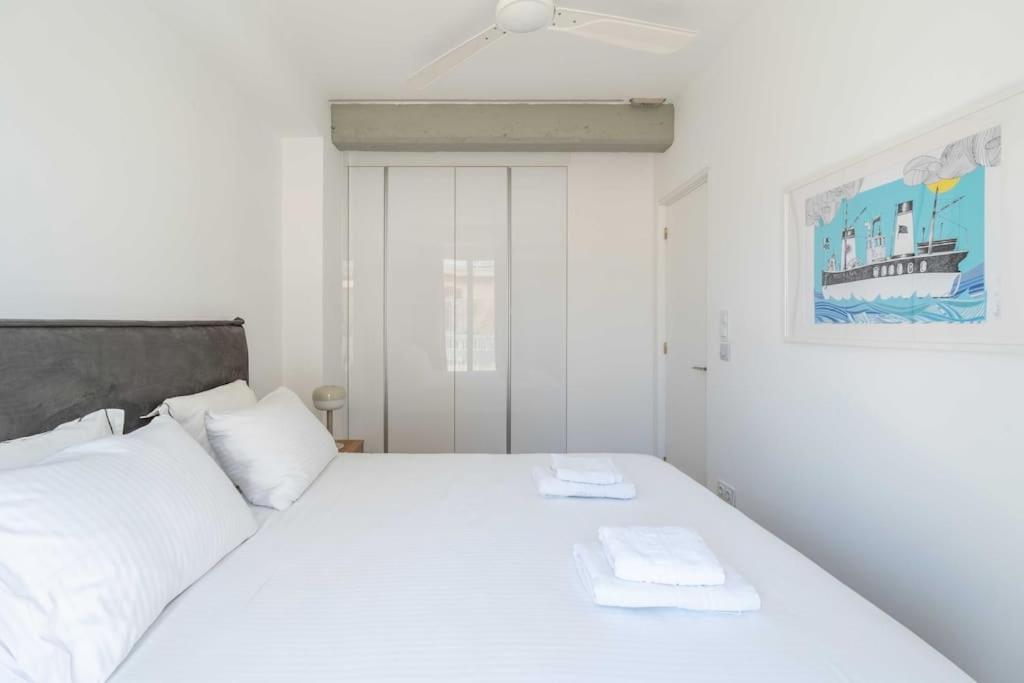 Bright & Airy 2Bd Apt Close To National Garden Athens Luaran gambar