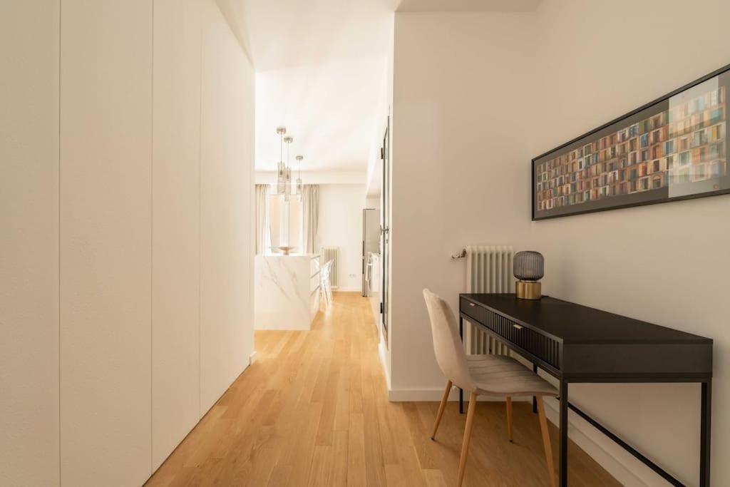 Bright & Airy 2Bd Apt Close To National Garden Athens Luaran gambar